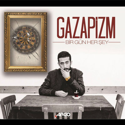 The cover of Bir Gün Her Şey by Gazapizm