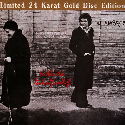The cover of Es lebe der Zentralfriedhof by Wolfgang Ambros