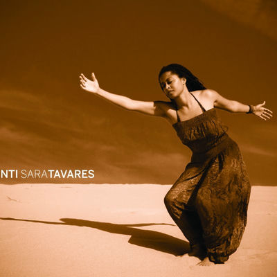 The cover of Xinti by Sara Tavares