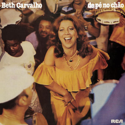 The cover of De Pé no Chão by Beth Carvalho
